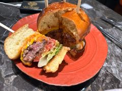 -LESCEDARS Brasserie Bistro香柏树