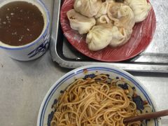 -高师傅特色米粉汤包(建设路店)
