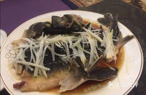 Steamed Sturgeon with Cantonese Style