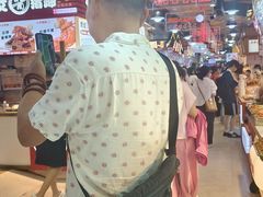 -观音桥步行街