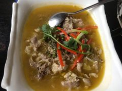 -河畔春天时尚餐厅