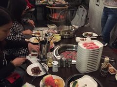 -海吃海喝海鲜烤肉餐厅