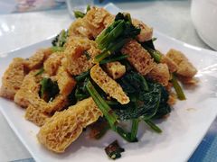 -马尔龙新疆饭店·清真(瑞景店)