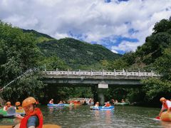 -雅鲁激流探险漂流