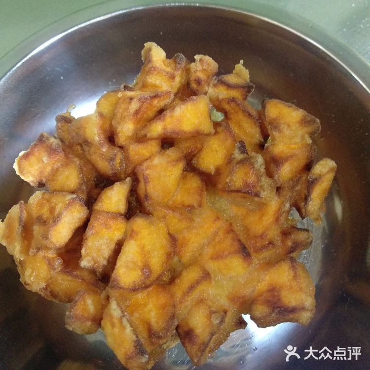 香喷喷的红薯面窝就做好了