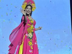 -金东尼人妖秀