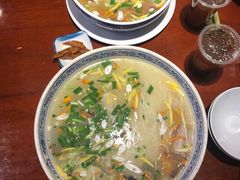 -香麒园·过桥米线·南湖雅宴