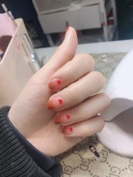 -花系美·美甲美睫精品店