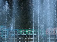 -百里峡七彩艺术小镇