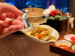 生拆蟹粉小籠包-广州柏悦酒店·悦景轩·粤菜餐厅