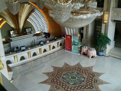 -碧中海汤泉汗蒸酒店