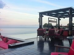 -瑰丽酒店·海吧·天际下午茶·现场DJ·天台酒吧