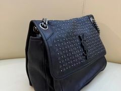 -星裳二手奢侈品回收鉴定(新华路店)