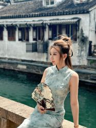 -一揽芳华汉服旗袍体验馆(拙政园店)