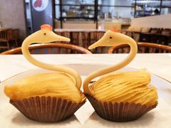 比翼天鹅榴莲酥-欣悦会港式茶餐厅(燕郊永旺店)