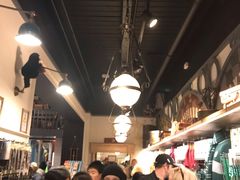 -九又四分之三站台哈利波特商店