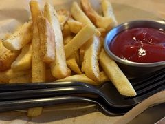 -J Create城市露营咖啡·简餐·宠物(上海动物园店)