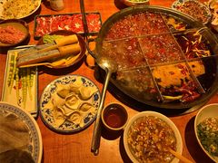 -周小明火锅(黑金冠社区店)