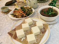 -御满江海鲜酒家(洛溪新城店)