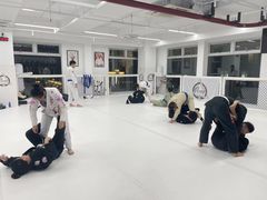 -Flow巴西柔术拳击泰拳馆