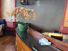 -八府香鸭·啫啫煲(华山路店)