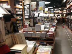 -西西弗书店&矢量咖啡(凯德晶萃广场店)