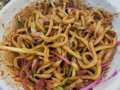 -黑八私房老北京炸酱面