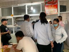 -咱家王新国把子肉(县东巷店)