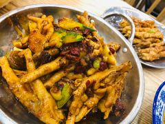 -江城燕子大排档(江汉路步行街店)