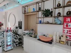 -BULB STUDIO 巴柏明星发型工作室