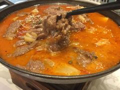 自制不老牛肉汤锅-付掌柜在成都·热炒砂锅集(金禾店)