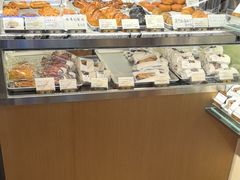 -檗谷·面包·咖啡·轻食(华贸天地店)