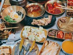 -胡悦里韩式烤肉(芝罘万达广场店)