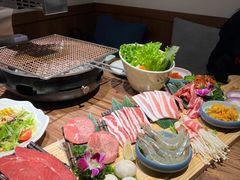 -明洞阿姨·韩式酱蟹烤肉·创意料理(三元桥店)