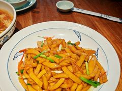 -头上红煨盐鸡乡村食府