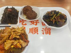 -顺溜·手工刀削面·黑金店(铜锣湾店)