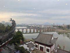 -披云山庄