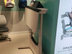 -康朴乐儿童学习桌椅(蓝色港湾店)