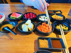 小吃酱料水果-金九姬黑牛烤肉料理(杨舍老街店)