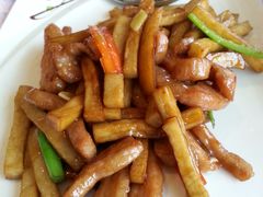 鲍菇炒爽肉-蜈支洲岛珊瑚酒店临海阁中餐厅