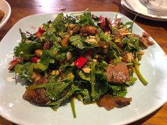 -国庆鱼头鱼尾馆(盛世华庭店)