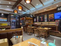 -青瓦餐厅·生鱼片·韩园烤肉(西塔店)