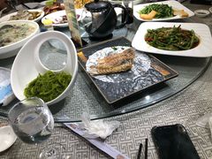 -新丁香海鲜主题餐厅(现代花园店)