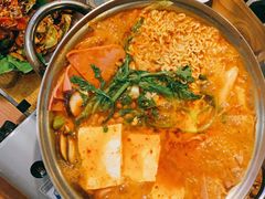 部队火锅-富乐满韩国正宗炸鸡韩国料理(虹泉路店)