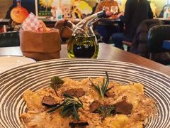 -BOTTEGA意库(中骏世界城店)