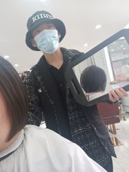 -镁连社·美联社