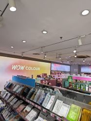 -WOW COLOUR