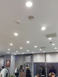-藤野造型烫染·漂发
