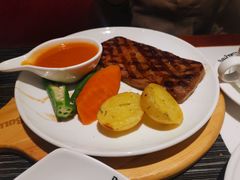 -斗牛士牛排餐厅(嘉里汇店)