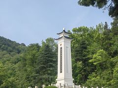 -黔灵山公园